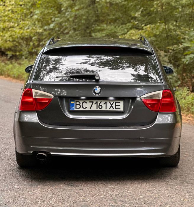 BMW 3 e91.