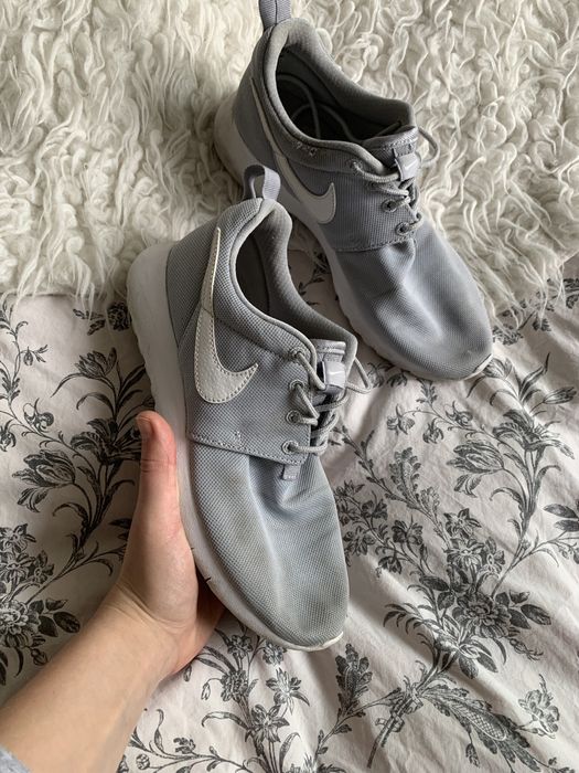 Nike roshe run szare
