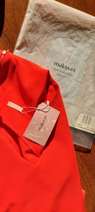 Makeover r.XL czerwona sukienka bez rękawów / Made in Poland