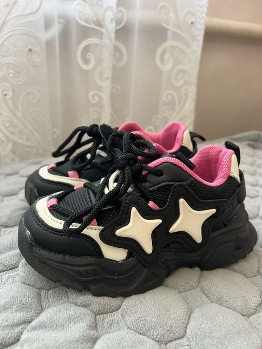 Кросівки, на дівчинку, взуття