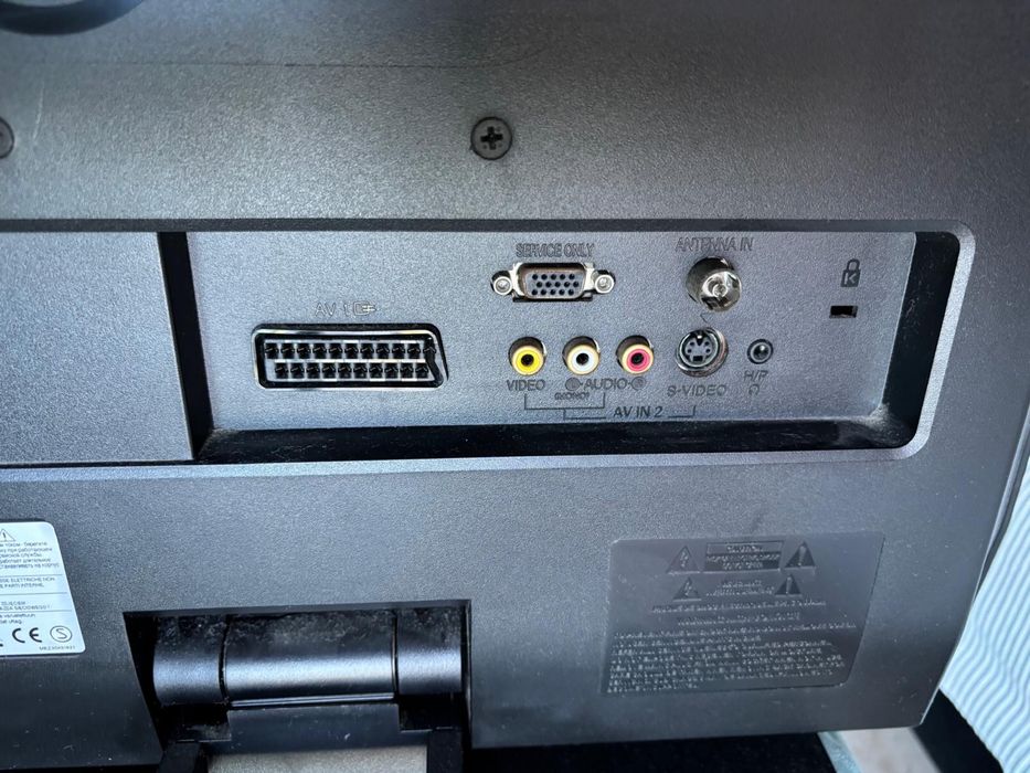 Televisor LG antigo