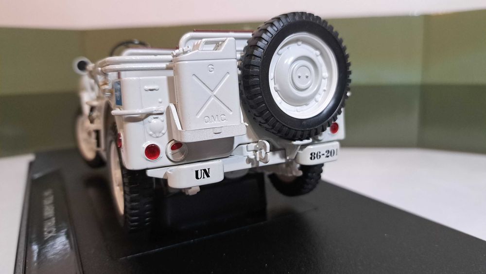 1/18 Willys 1.4 Ton army br - Welly