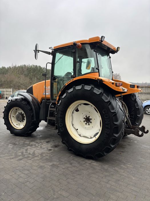 Ciągnik rolniczy Renault Ares 640
