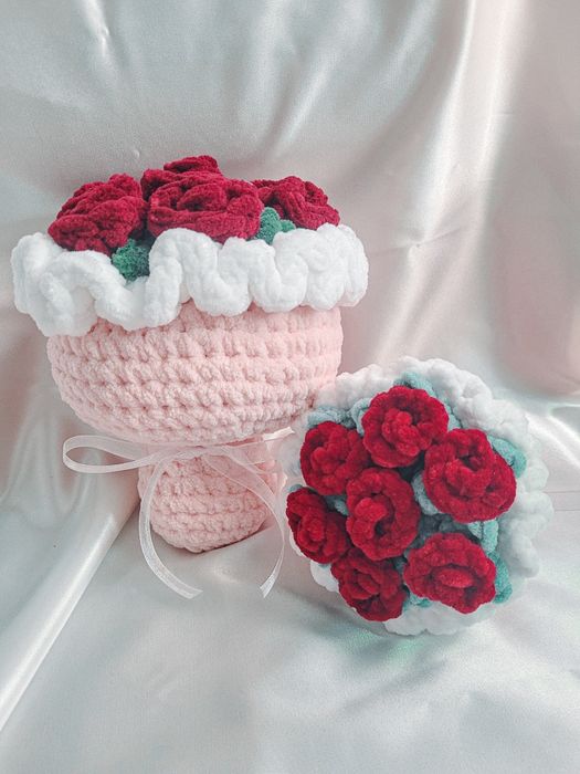 Zestaw pluszowych bukietów kwiatów