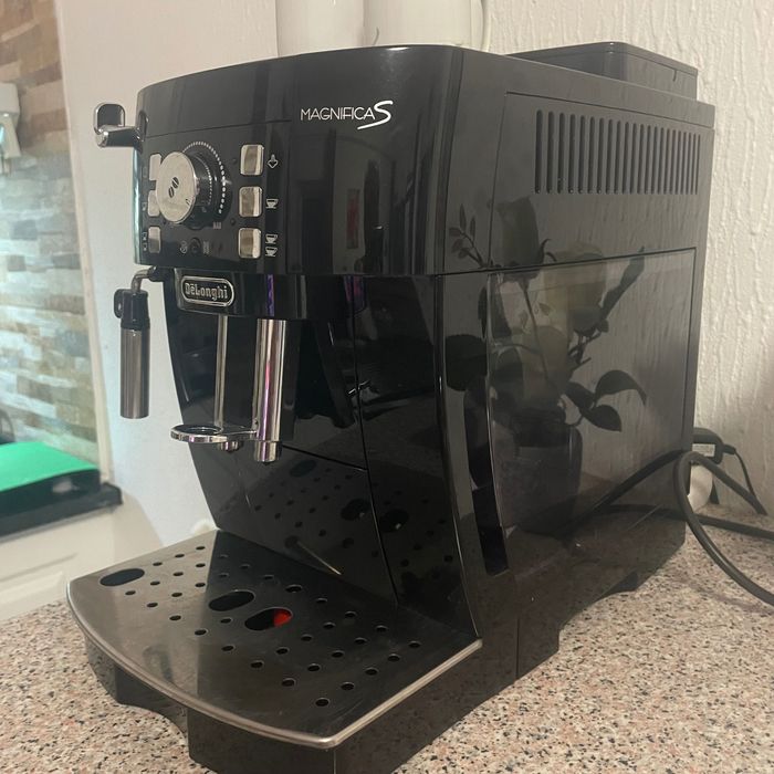machine a cafe deloghi magnificat S