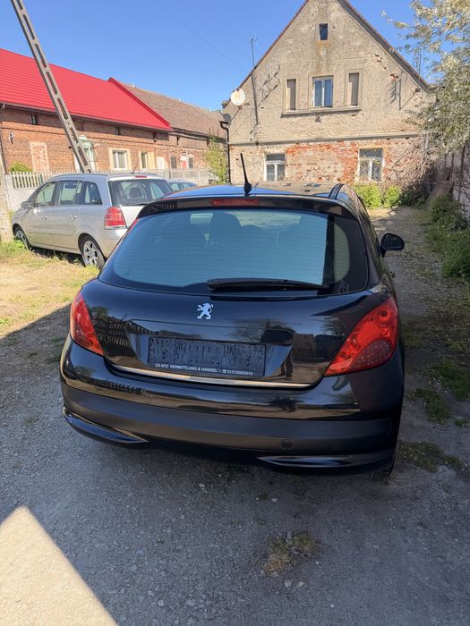 Peugoet 207 1.4b 88km zadbany