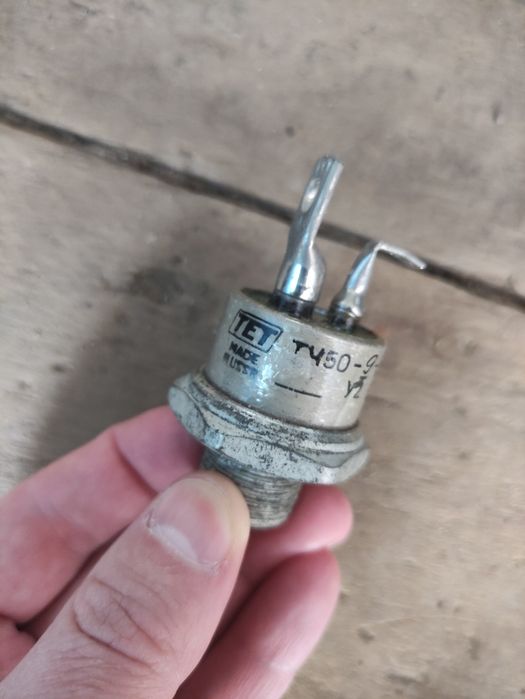 Тиристор ТЧ -50, Тиристоры