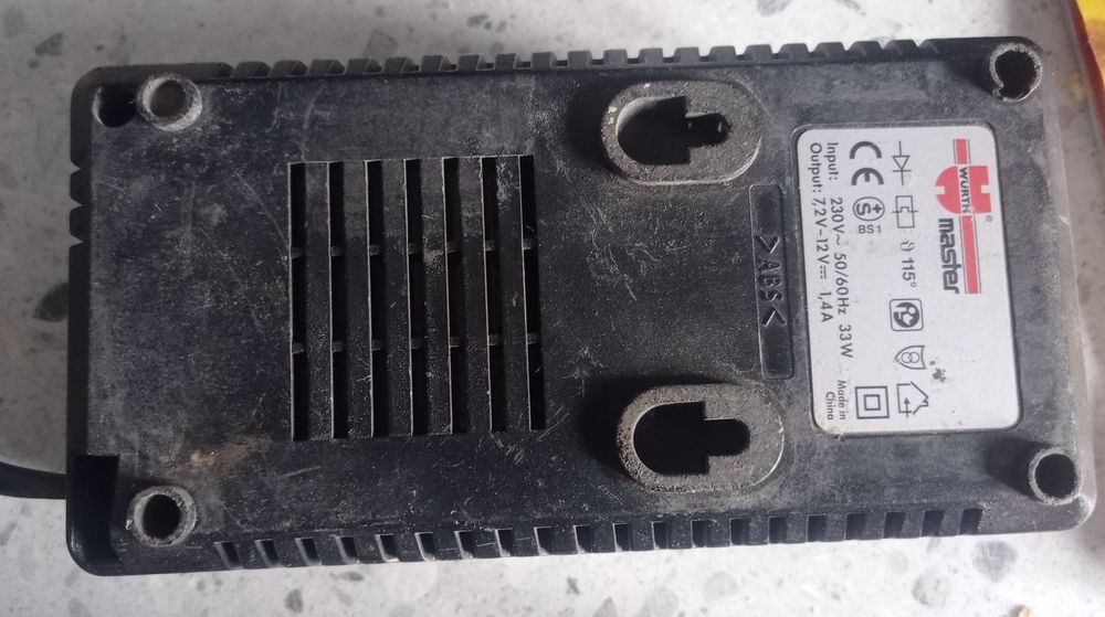 Ładowarka  al 60 dv