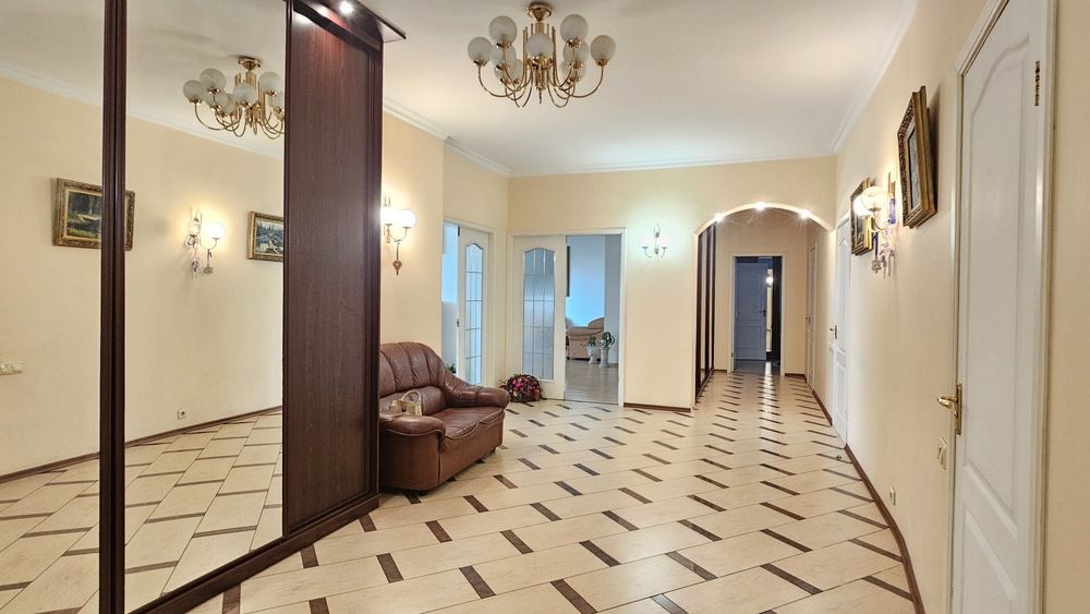 Оренда 3к квартири, метро Палац Україна, Антоновича 140