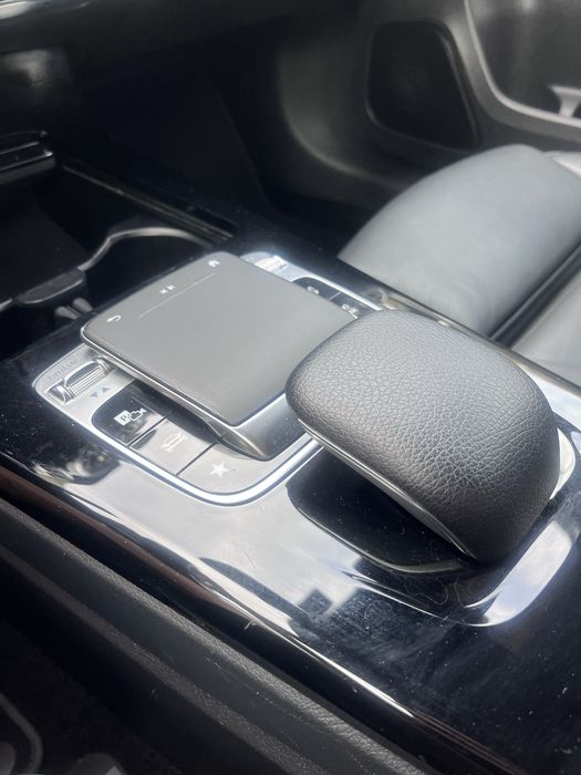 Mercedes-Benz A180 d AMG
