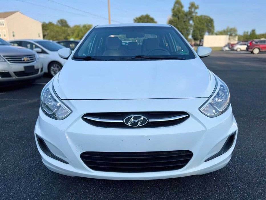 Hyundai Accent GLS      2015