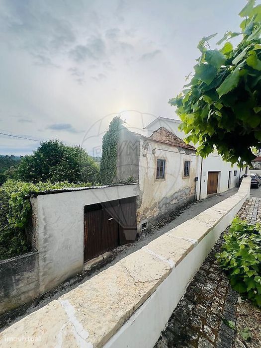 Moradia T1 à venda em Miranda do Corvo