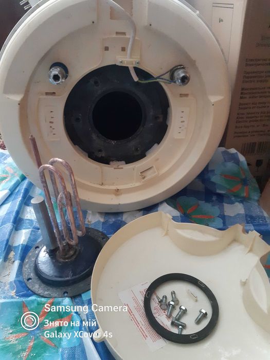 Продам бойлер 80 л.