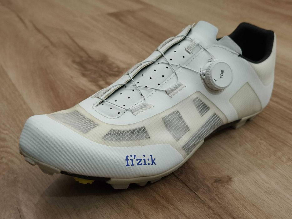 Sapatos de MTB Fizik Vento Proxy Carbon