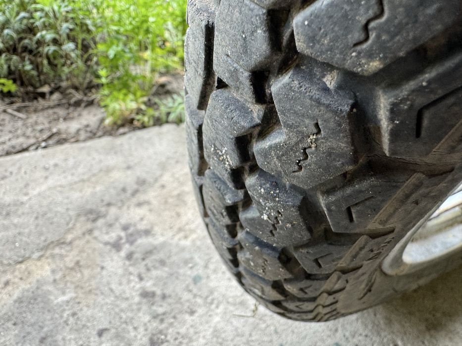 Продам скат колесо в ідеалі іж юпітер на 18