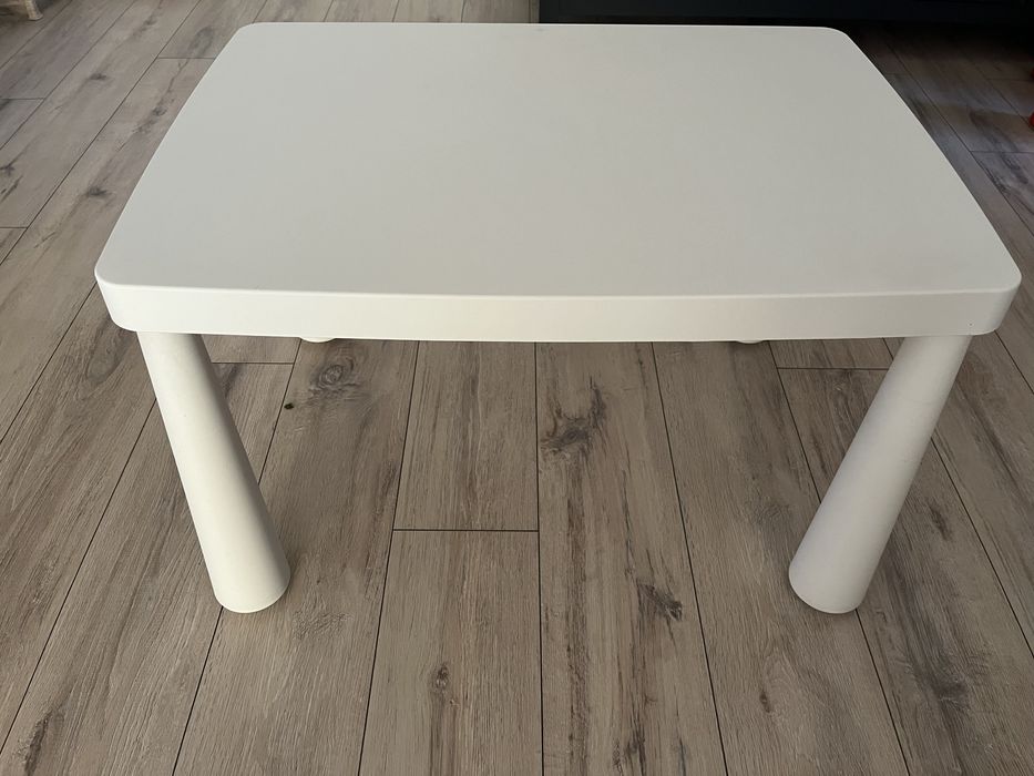 Sprzedam stolik MAMMUT.