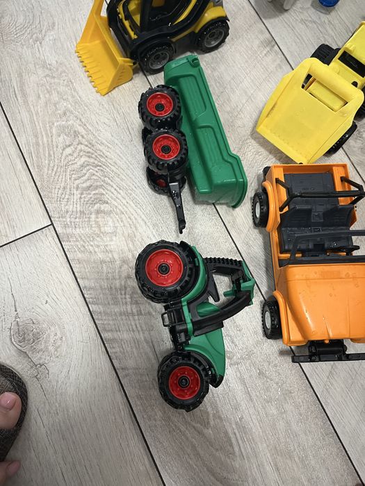 Лот машин самолеты трактор транспорт