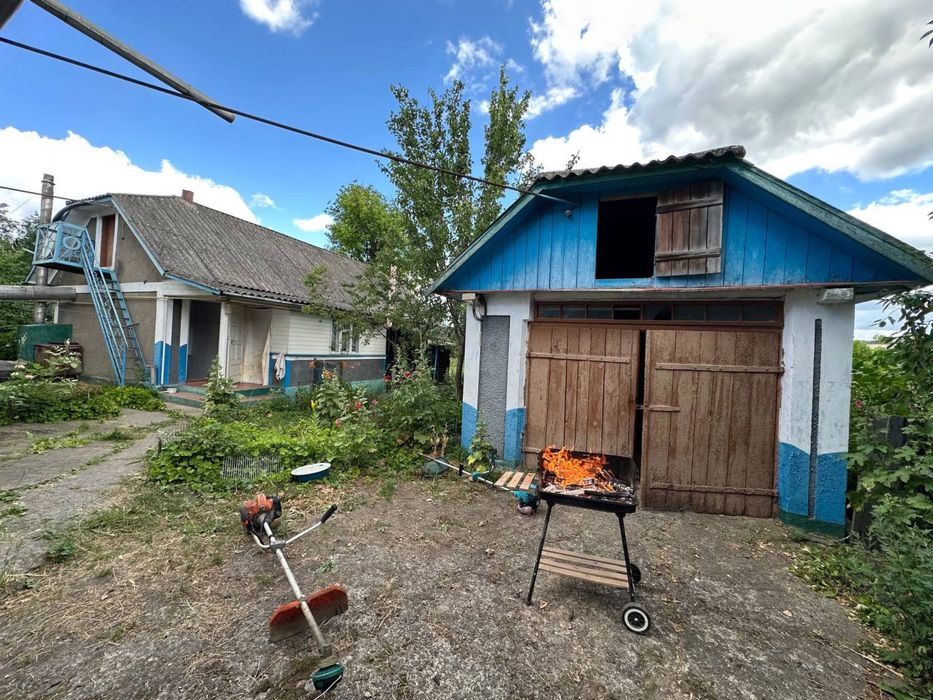 Продам будинок неподалік міста Кам’янець-Подільський