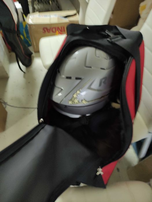 O Verão já era; Há que começar a preparar a Season: Capacete ROSSIGNOL