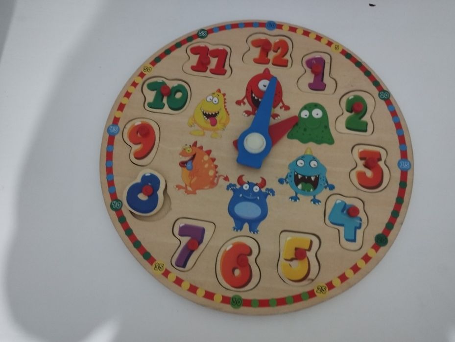 Relógio puzzle didático em madeira