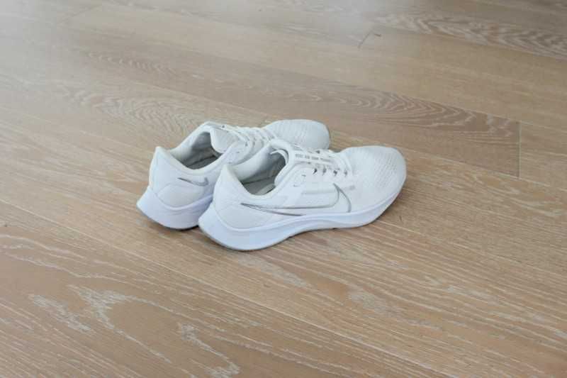 Nike Pegasus 38 bez wad 41