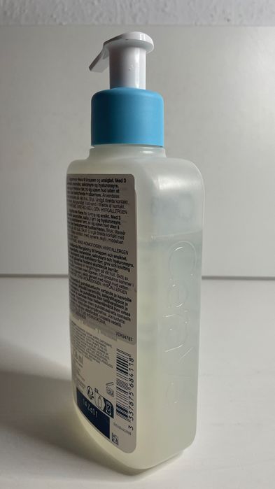 (44) CeraVe SA Smoothing Cleanser, wygładzający żel do mycia, 236ml