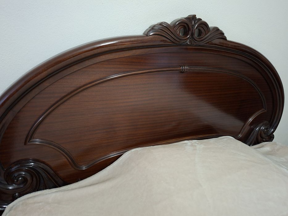 Cama de casal com colchão