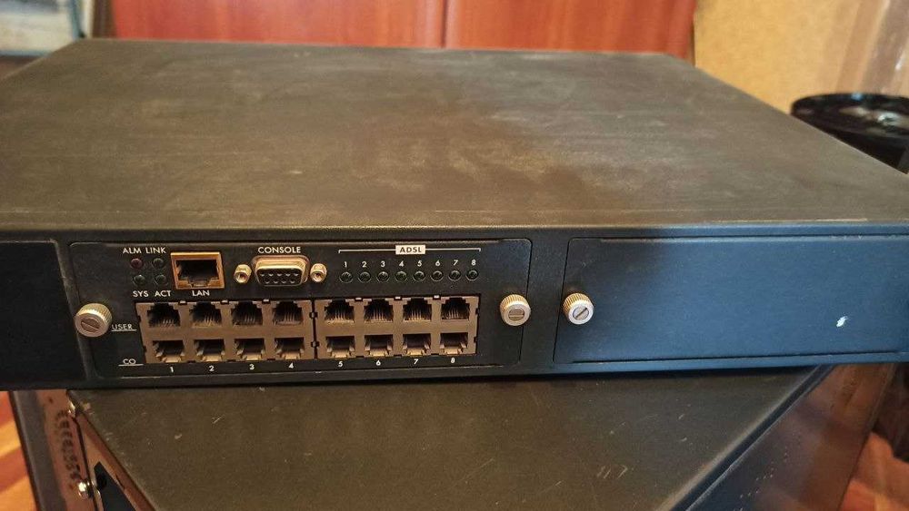 Коммутатор  циско  Cisco  AS5300  на запчасті.