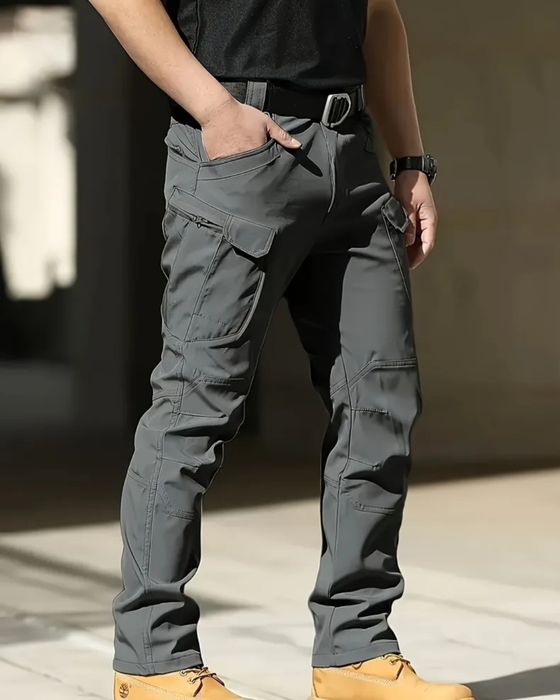 Męskie spodnie z kieszeniami