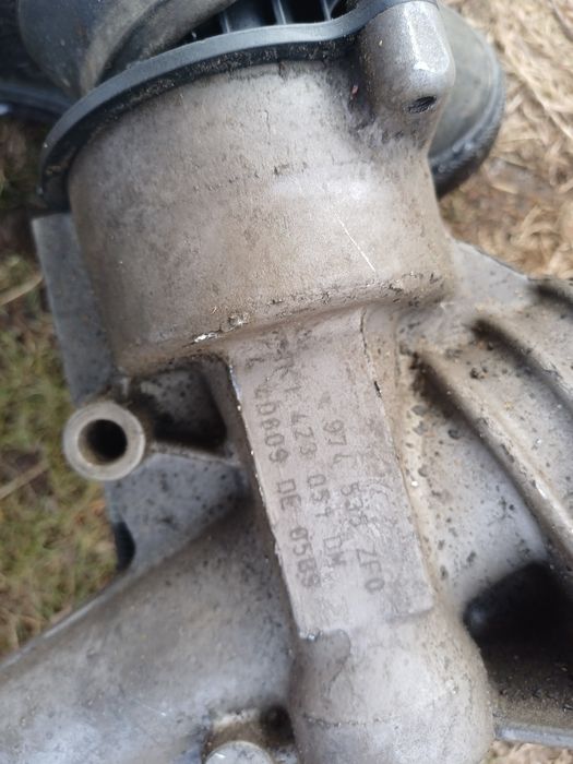 Рульова рейка Audi Skoda Superb Volkswagen Passat B-6 1K1423051DM