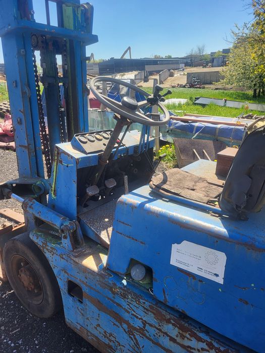 Wózek widłowy komatsu