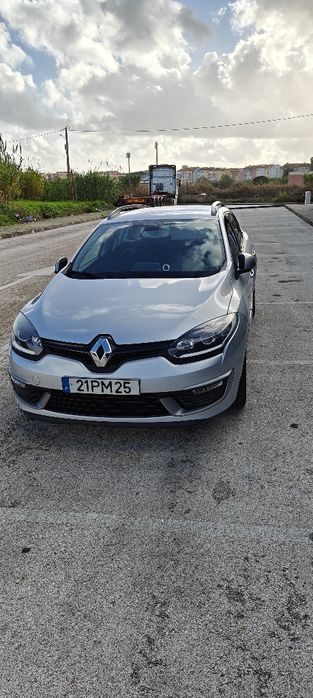 Renault Megane 1.5 dCi Automático – Muito Económico, Conforto e Fiabil