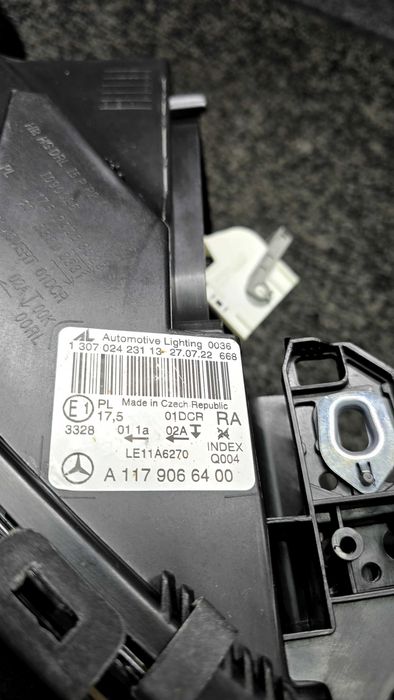 Farol Mercedes CLA W117 prelci Xenon
