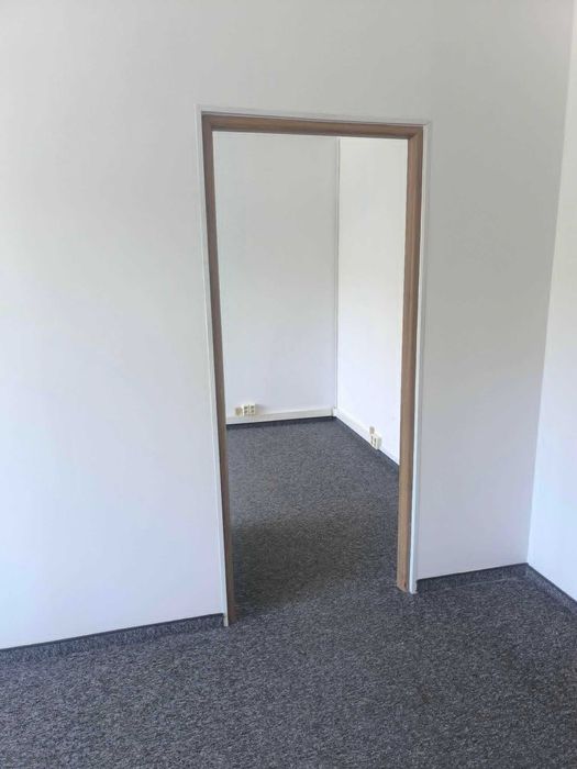 Biuro na wynajem ok.34m2 (dwa pomieszczenia)