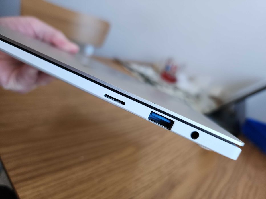 Samsung Galaxy Book Pro 13.3" AMOLED NP930XDB  i5-1135G7 8\512GB