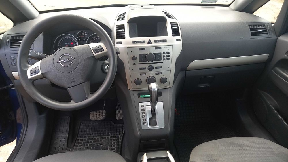 Opel Zafira B 1.9 CDTI lift automat