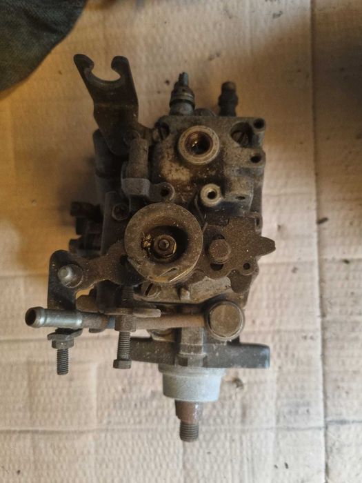 Bomba injetora BOSCH bmw 320d 520d 9 460 620 001