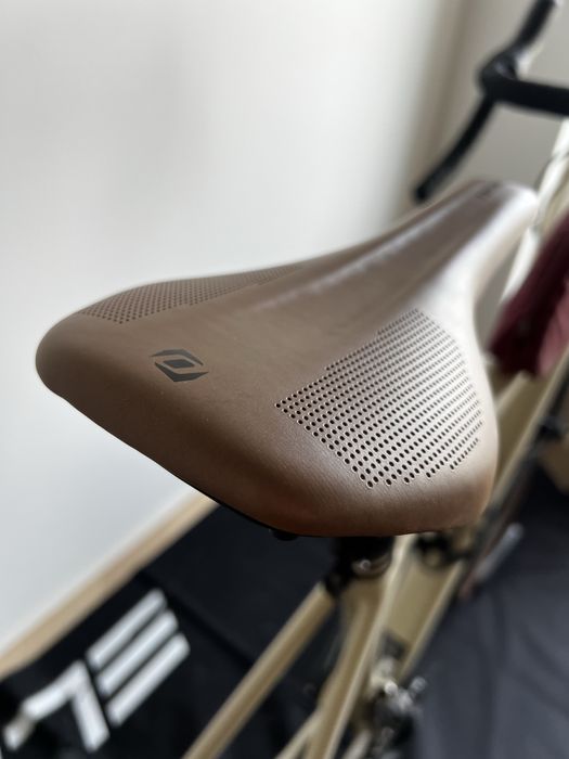 Siodelko Syncros Tofino brązowe