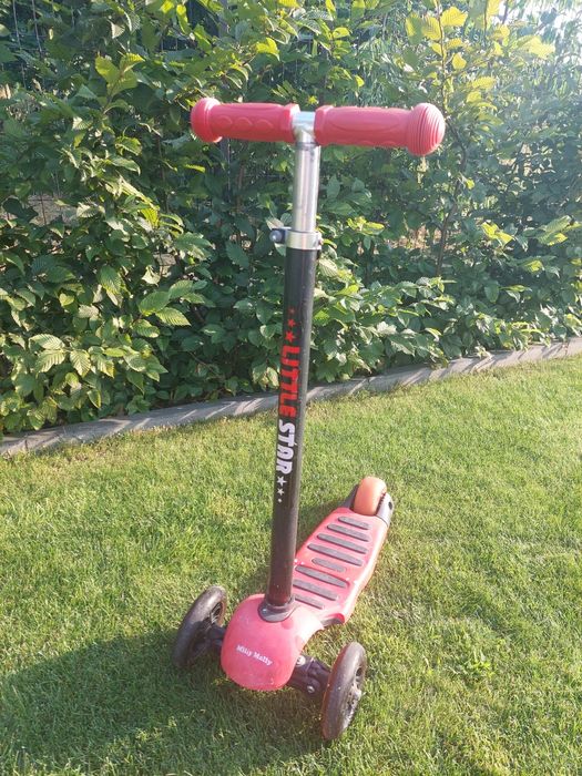 Hulajnoga Milly Mally trójkołowa Scooter Red