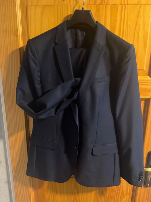 Boss Hugo Boss wełniany garnitur granatowy  -  52
