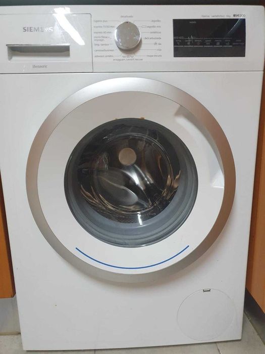 Máquina de Lavar a roupa