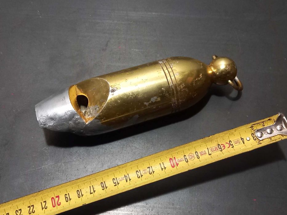 Огромный алюминиевый свисток 20см.