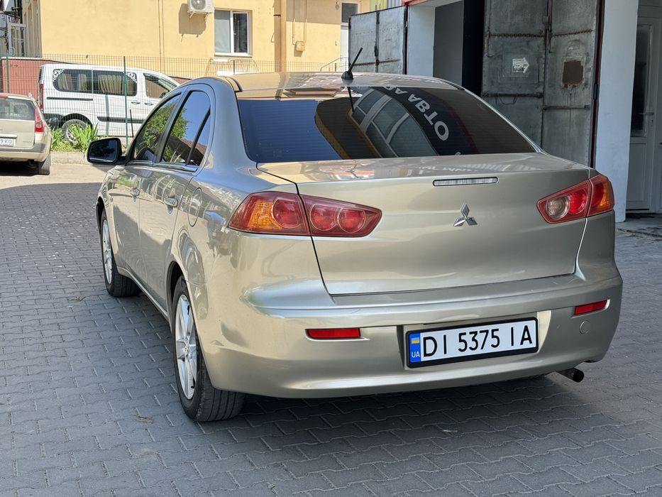 Оренда авто Mitsubishi lancer / прокат авто Хмельницький