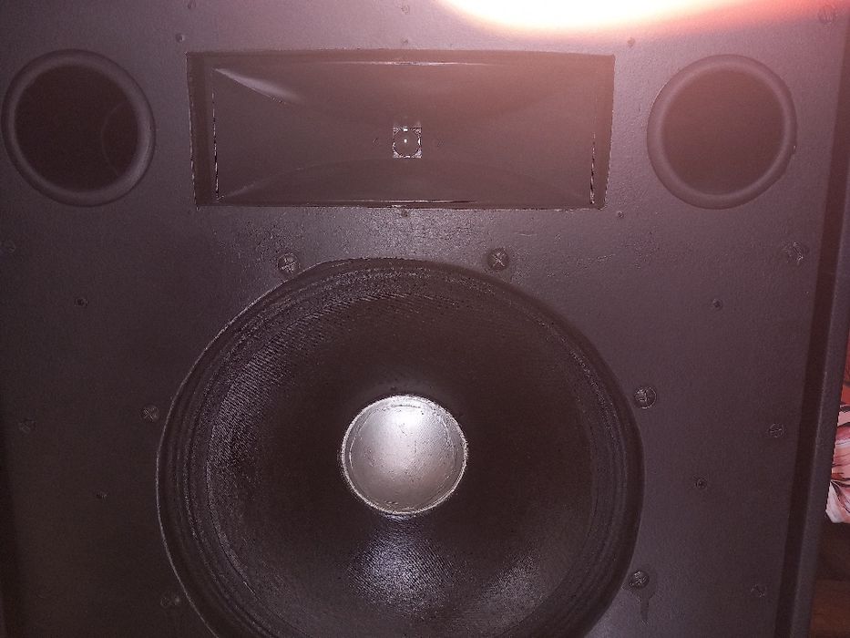 Amplificador CRATE- coluna+cabeçote com 40w a funcionnar.