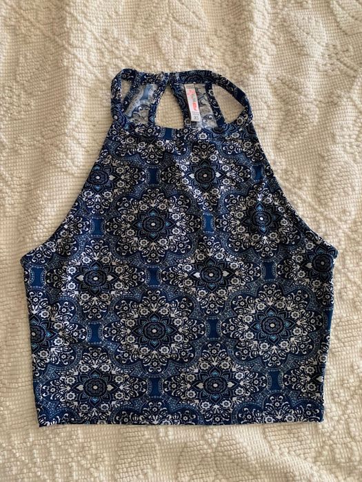 Crop top azul de alças