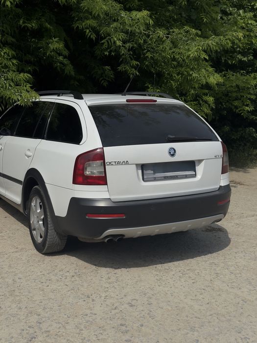 Skoda octavia a5 skout 2011