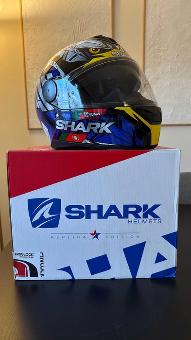 Capacete SHARK Replica Miguel Oliveira (com assinatura)