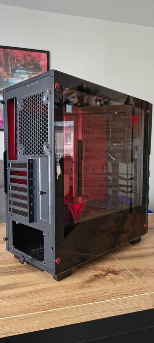 Obudowa Sharkoon DG7000-G Red
