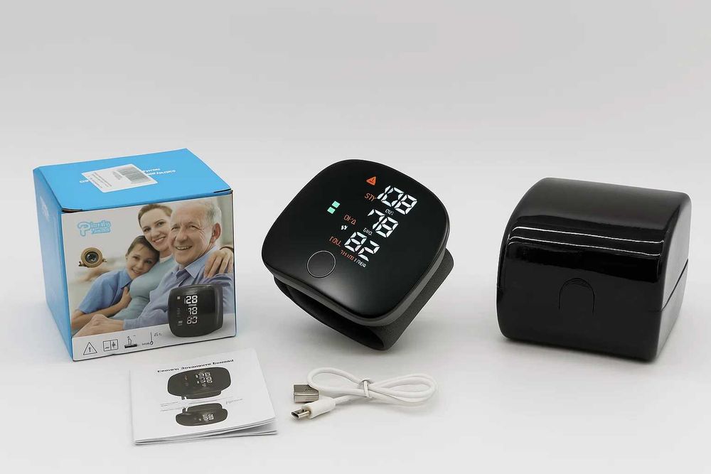 Тонометр на запястье  автоматический, цифровой, с USB-C зарядкой