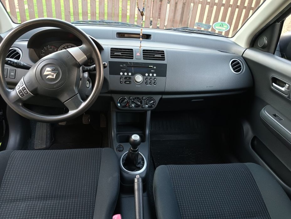 Suzuki Swift czarny 2007r.